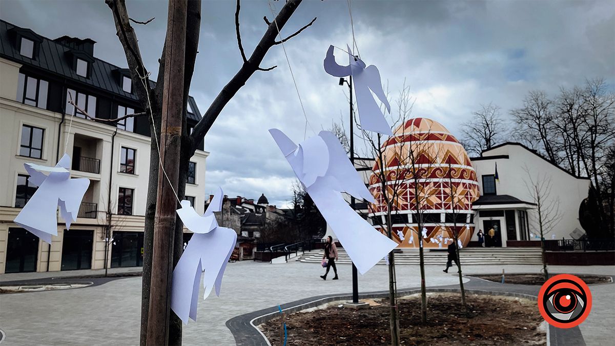 У Коломиї відбулась акція "Ангели пам'яті" 6