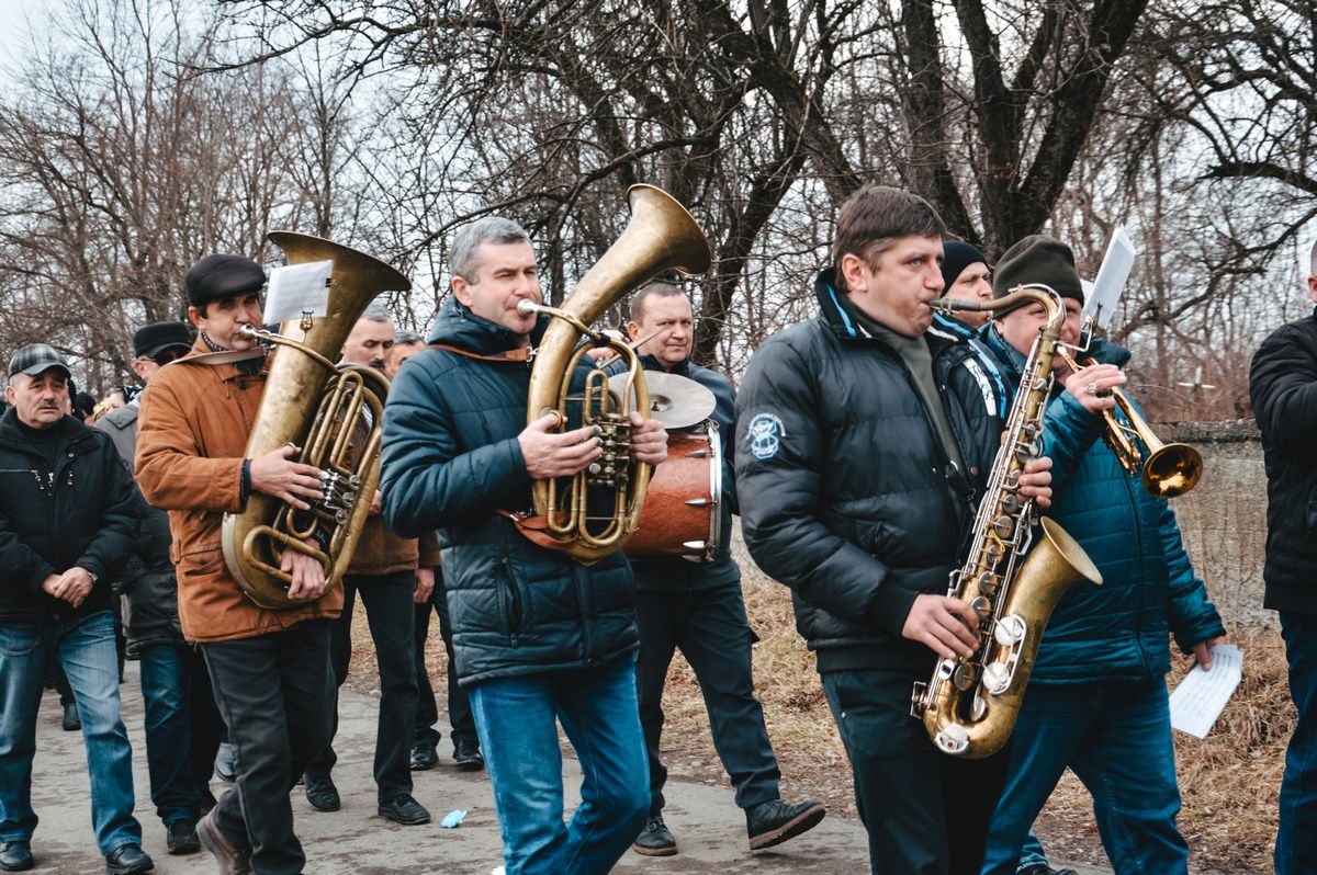 У Нижньому Вербіжі навіки прощалися із Героєм Дмитром Олексюком 4