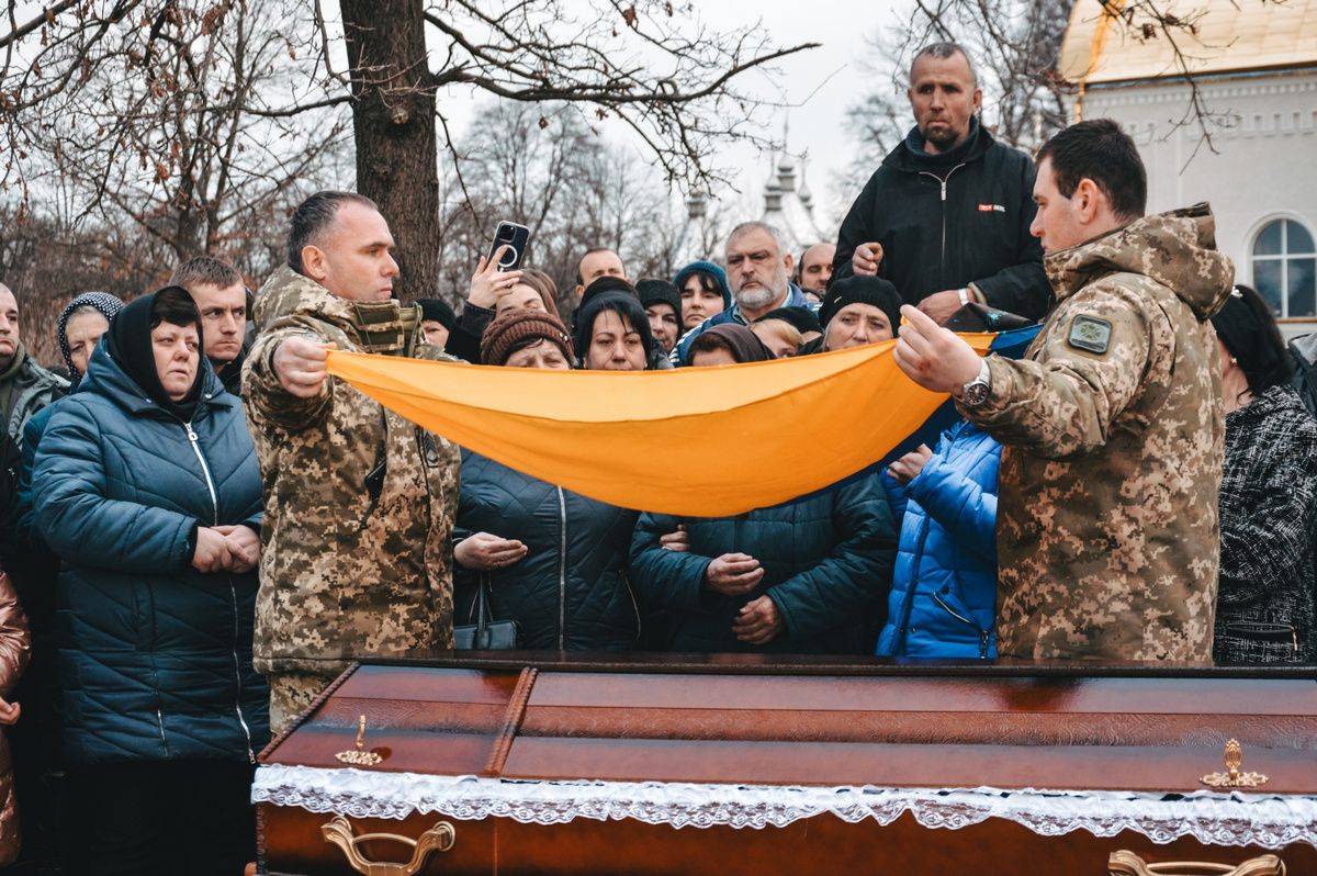 У Нижньому Вербіжі навіки прощалися із Героєм Дмитром Олексюком 6