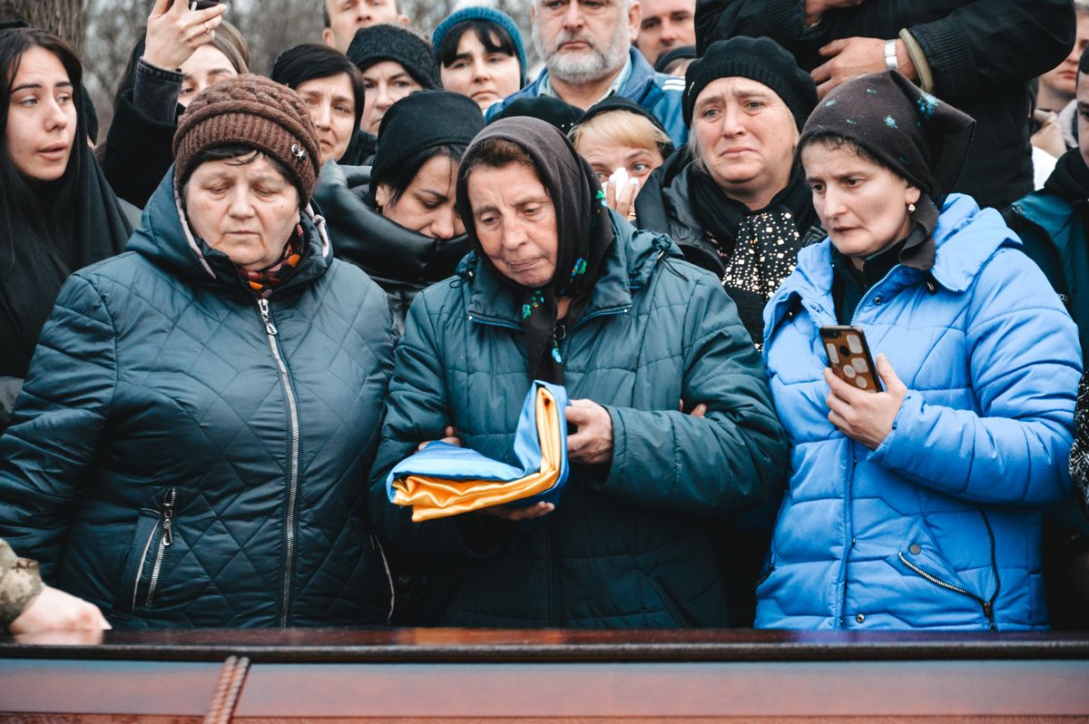 У Нижньому Вербіжі навіки прощалися із Героєм Дмитром Олексюком 7