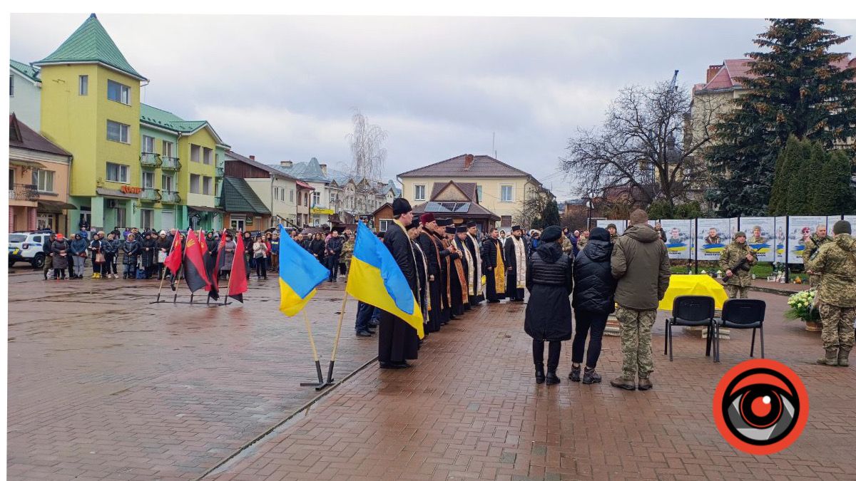 У грудні виповнилося 27: Косів зустрів полеглого Героя Богдана Ігнатюка 6