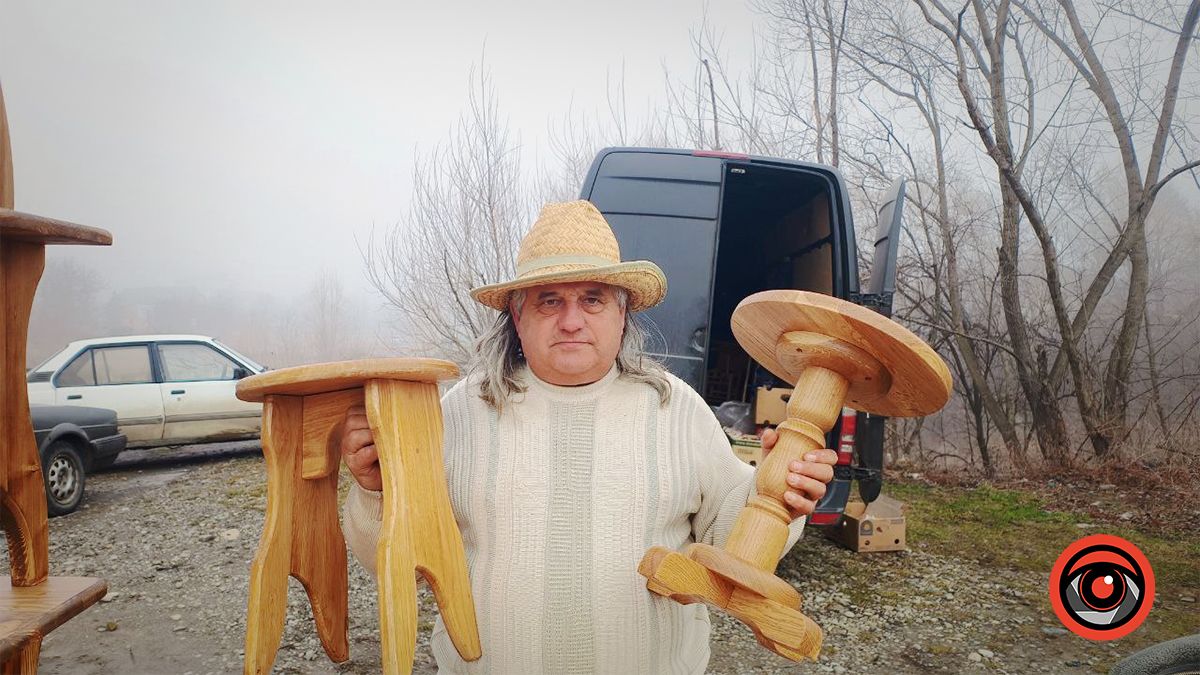 Гуцульські старожитності та цікавий крам: що можна знайти на базарі у Косові. Фоторепортаж 13