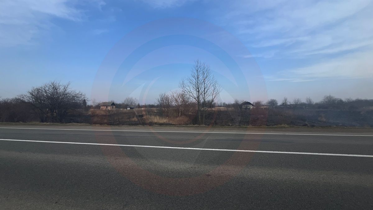 Під Коломиєю палає територія біля об'їзної 2