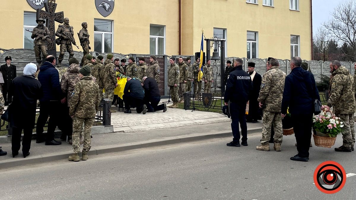 У Коломиї віддали шану загиблому "едельвейсу" Юрію Татарчуку 3