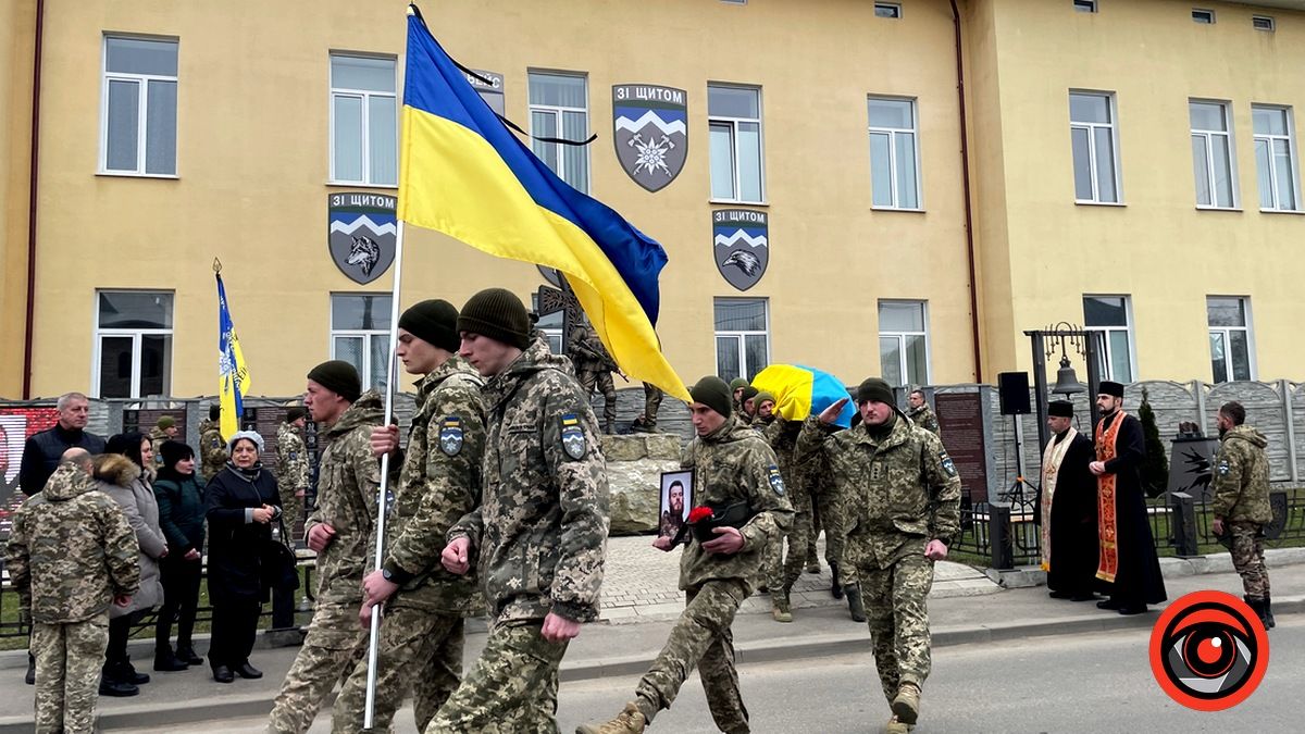 У Коломиї віддали шану загиблому "едельвейсу" Юрію Татарчуку 5