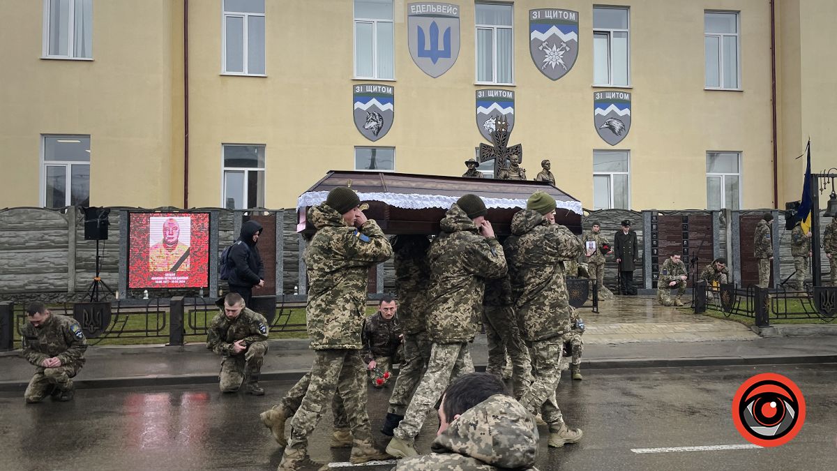 До Коломиї навіки повернувся загиблий "едельвейс" Петро Іванович 2