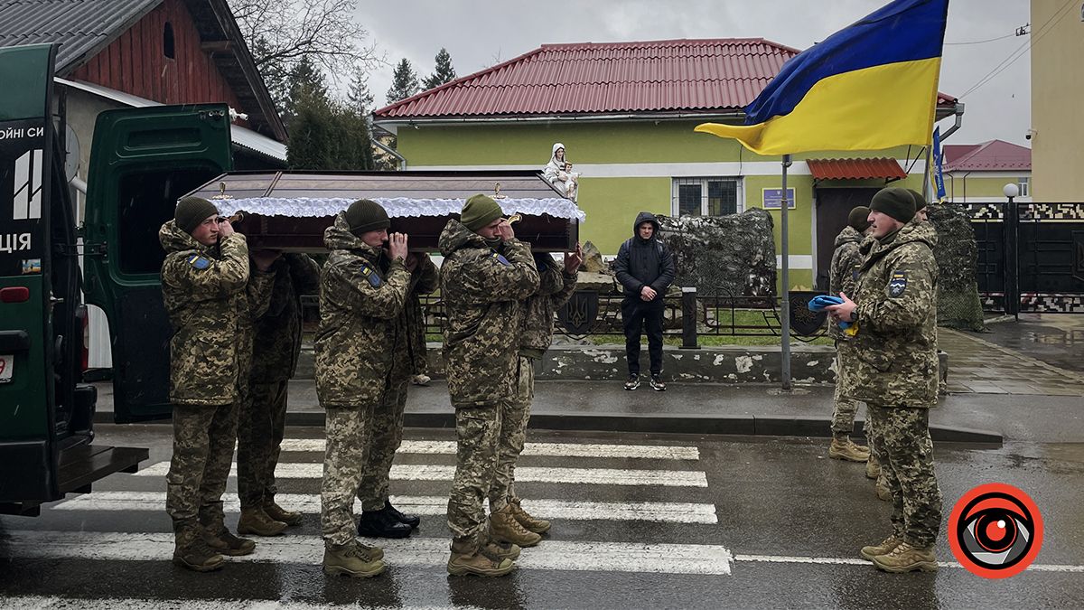До Коломиї навіки повернувся загиблий "едельвейс" Петро Іванович 1