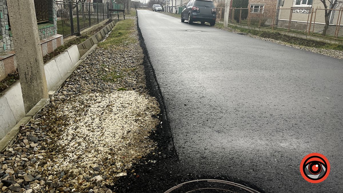 Тріщини та крихкий асфальт | Як зараз виглядають вулиці, які заасфальтували наприкінці минулого року 4
