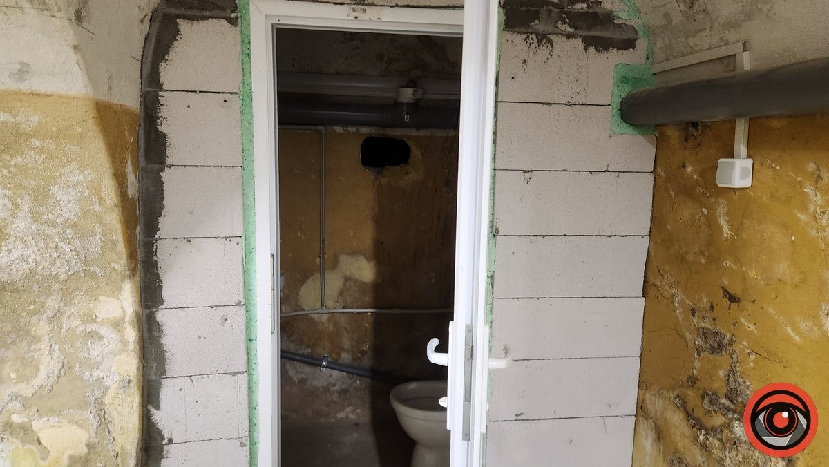 Переможців нема, але частина робіт виконана: ситуація довкола укриття ратуші 4