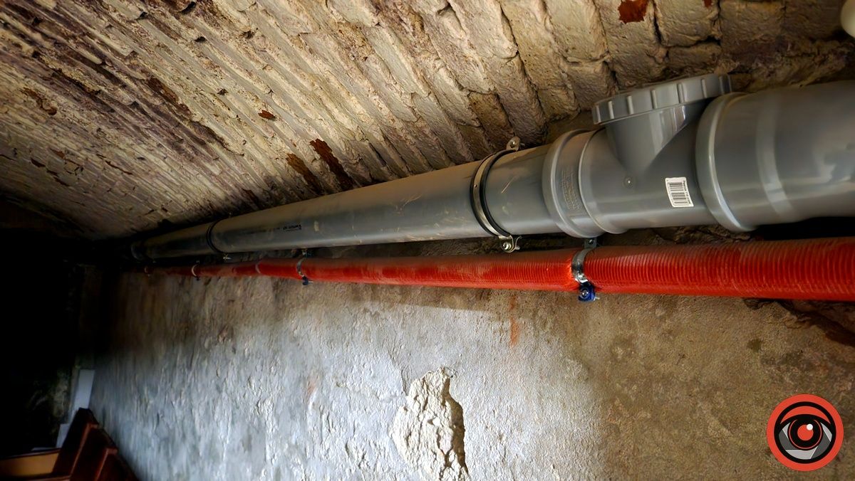 Переможців нема, але частина робіт виконана: ситуація довкола укриття ратуші 7