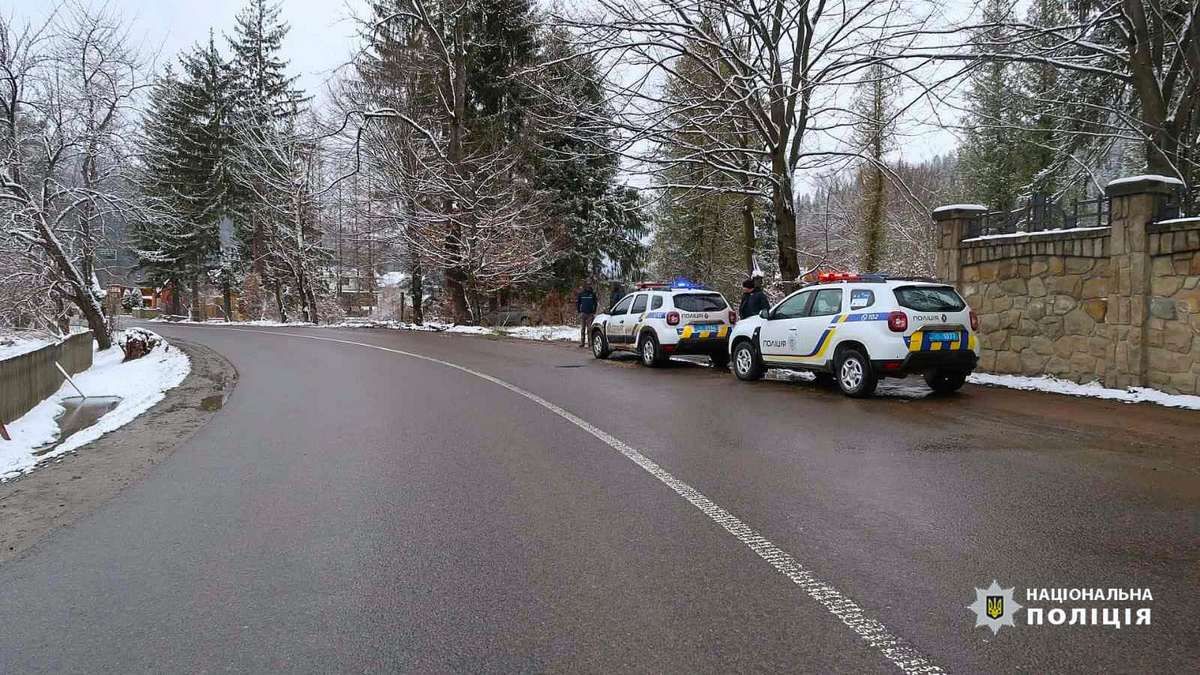 П'яний врізався в дерево: деталі ДТП у Татарові 1