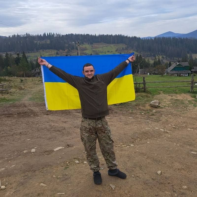 Прикарпатським медикам вдалось врятували від ампутації ногу захисника 3