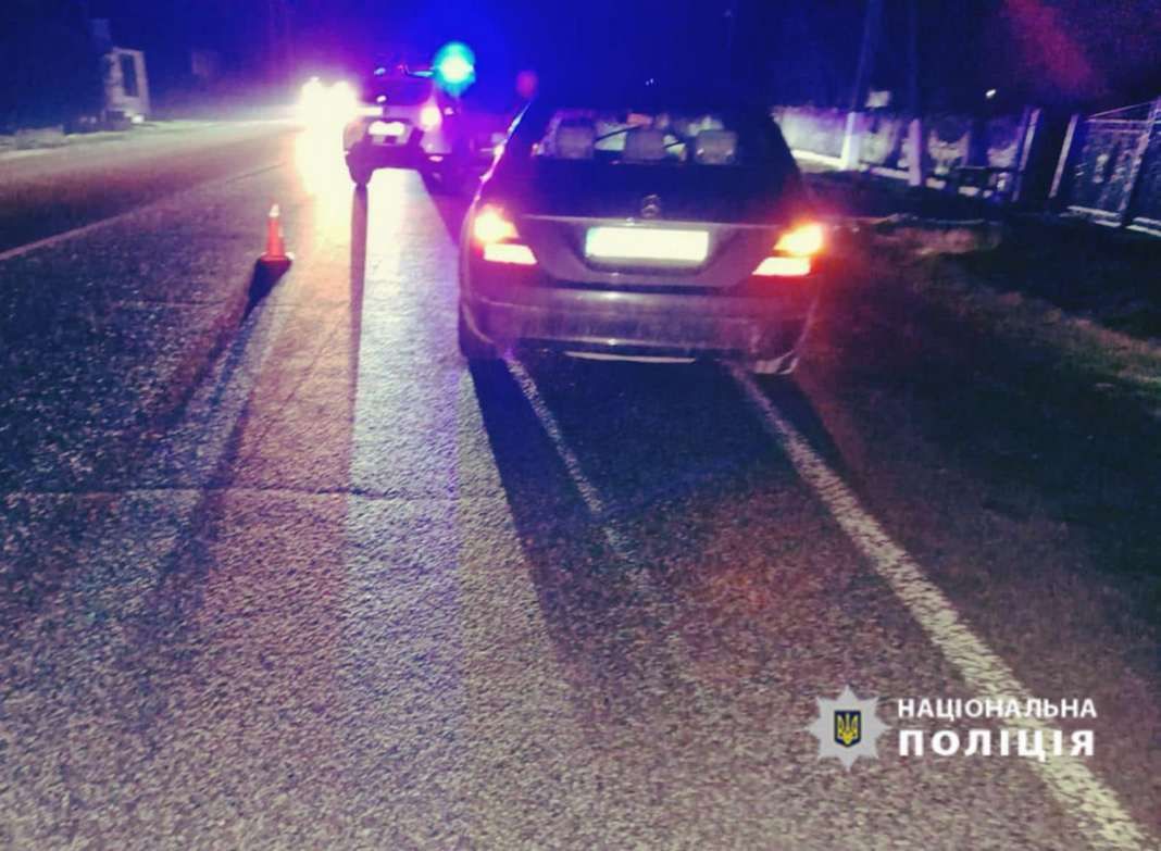 За добу три ДТП сталось на Прикарпатті: загинув водій, пішохід та травмувався велосипедист 3