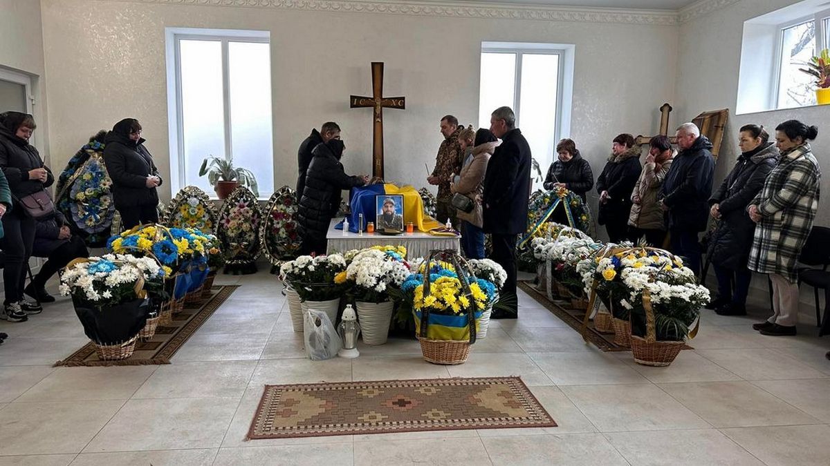 Надвірна провела на вічний спочинок Героя Юрія Коцька 1