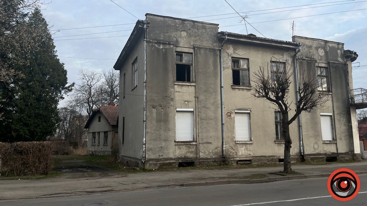 За скільки невідомі взяли в оренду будинок Кос-Анатольських в Коломиї 1