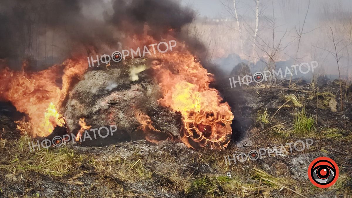 Під Коломиєю знову димлять поля 1