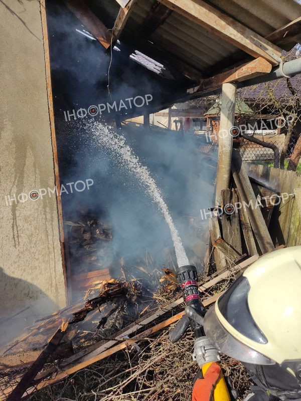 Коломийські вогнеборці приборкали пожежу у Воскресінцях 1