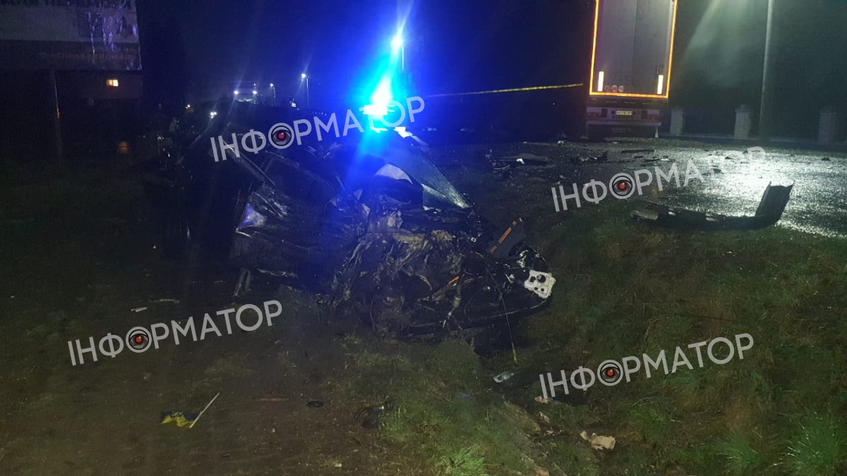 Вдарив "ВАЗ" та виїхав на зустрічну: деталі смертельної ДТП у Заболотові 2