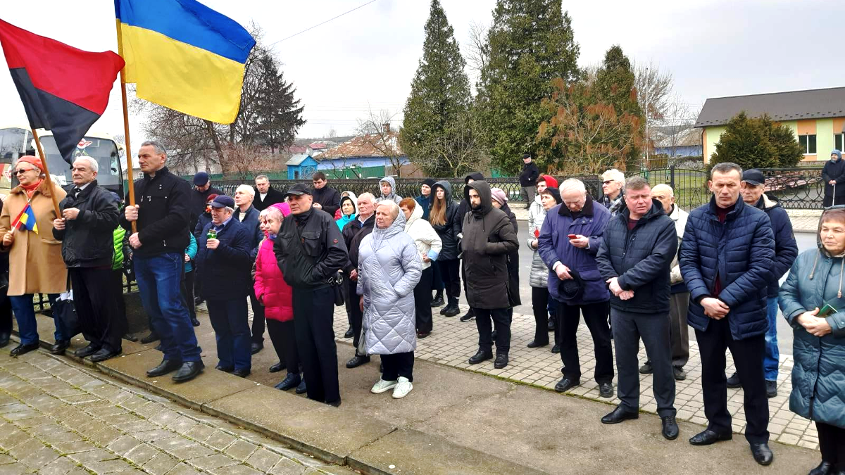 На Городенківщині вшанували 74-ту річницю від дня загибелі Романа Шухевича 2