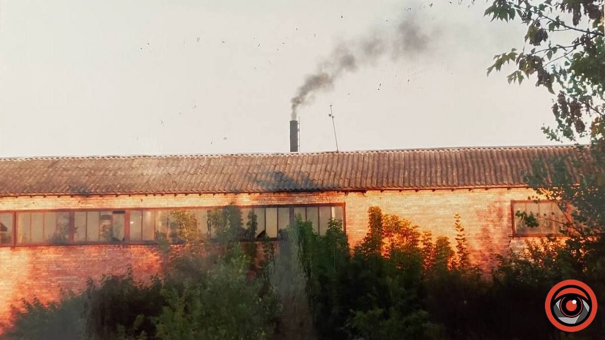 Фото, зроблене влітку 2023 року. Це вже закінчення спалювання відходів виробництва