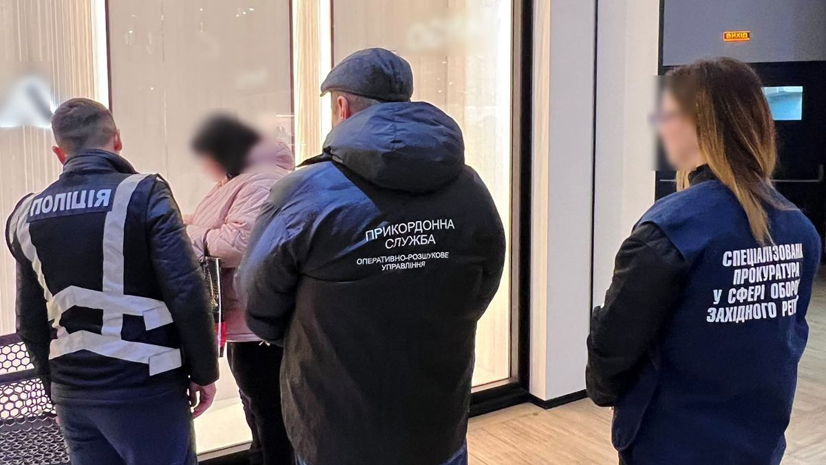 Жінка з інвалідністю одружувалася з чоловіками за 10 тисяч доларів, щоб переправити їх за кордон 2