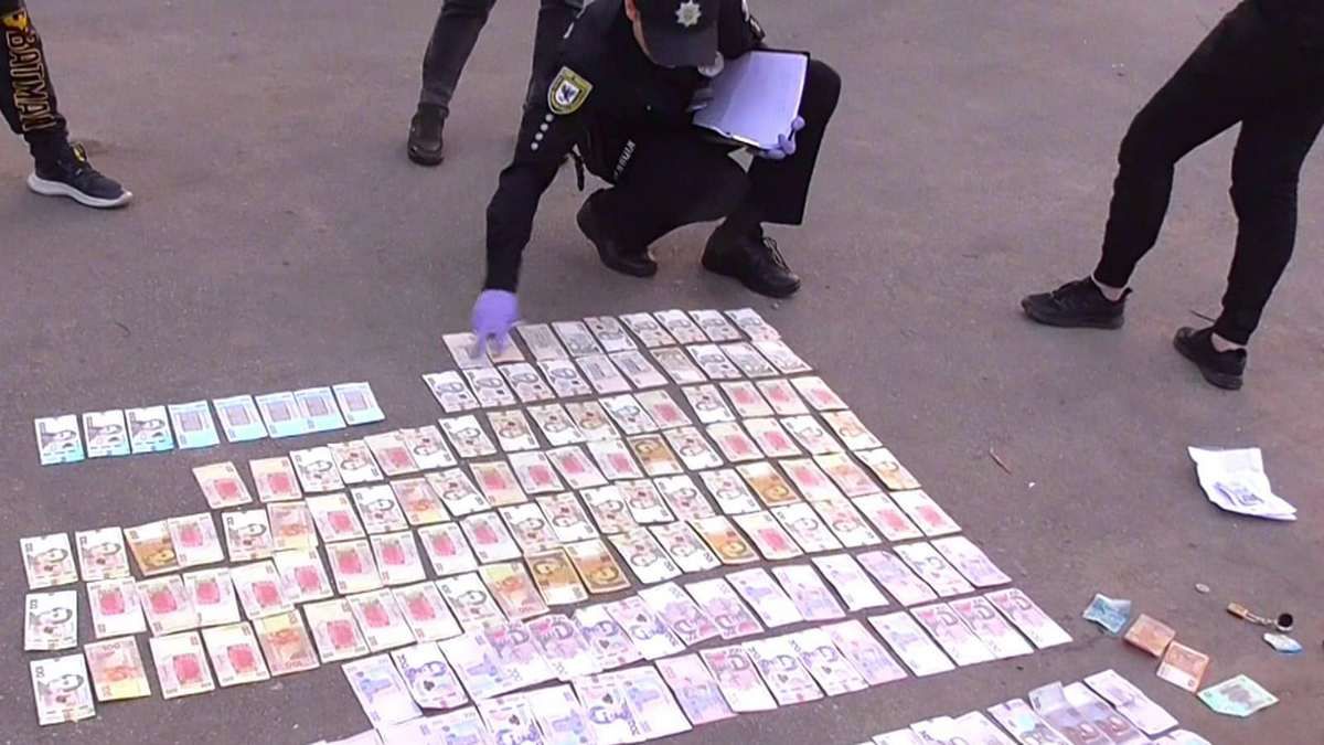 Суд обрав запобіжний захід чоловікам, які обікрали будинок у Заболотові 1