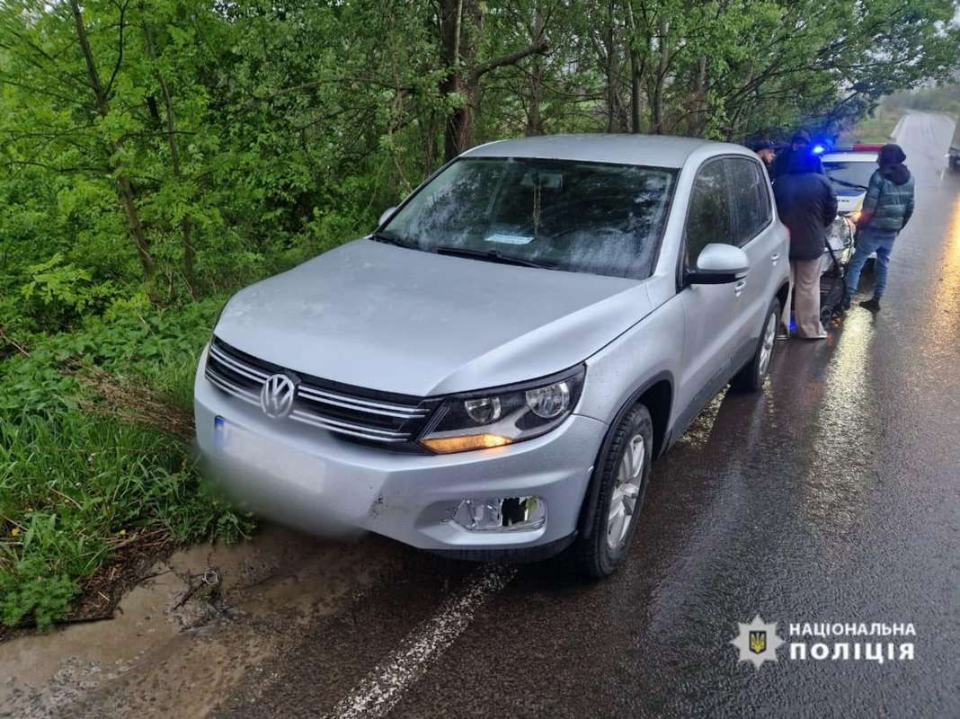 На Коломийщині чоловік потрапив під колеса кросовера 1