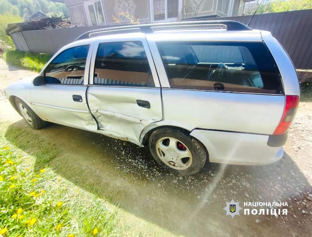 Невдалий обгін: у Шешорах в ДТП постраждала 14-річна дівчина 3