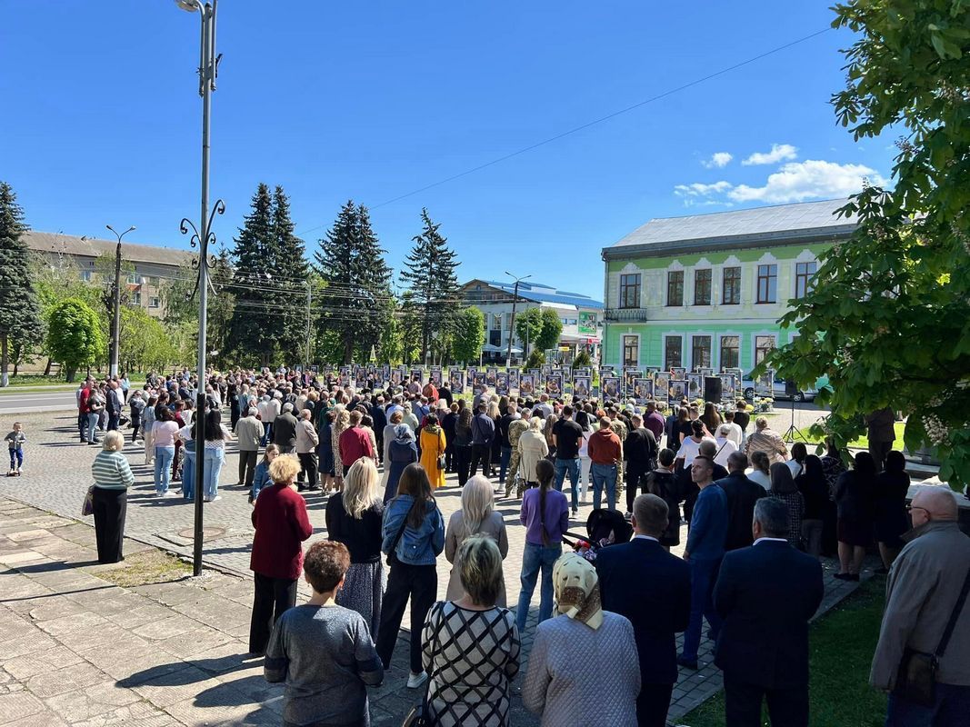 Імена ще семи воїнів увічнили на Алеї Слави в Отинії 5