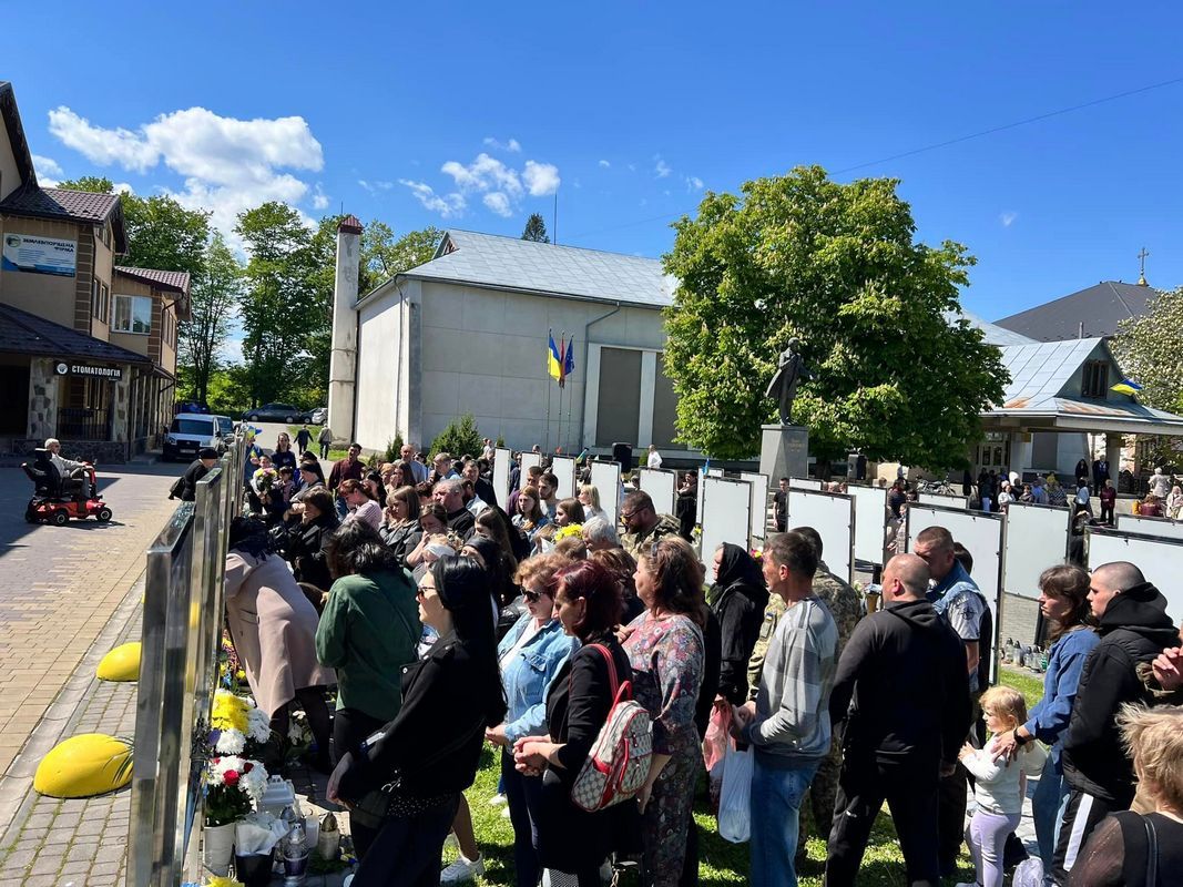 Імена ще семи воїнів увічнили на Алеї Слави в Отинії 4