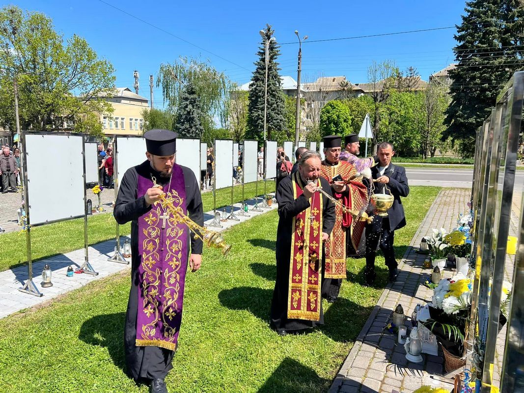 Імена ще семи воїнів увічнили на Алеї Слави в Отинії 3