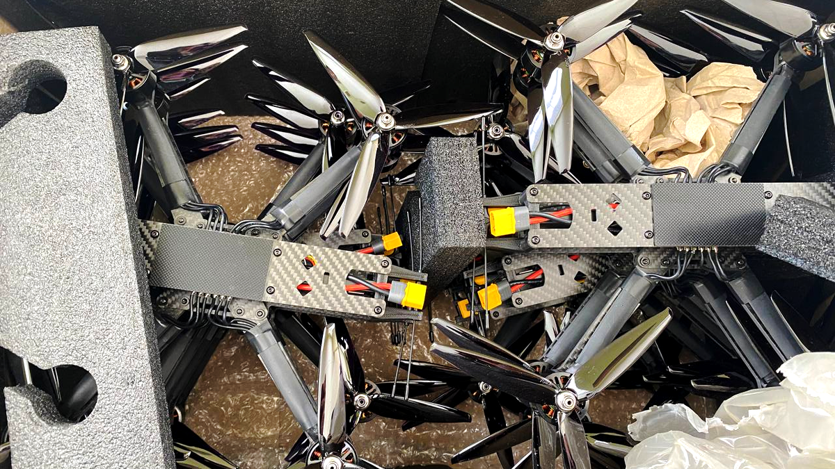 Медики з Городенки придбали 20 FPV-дронів для захисників 1