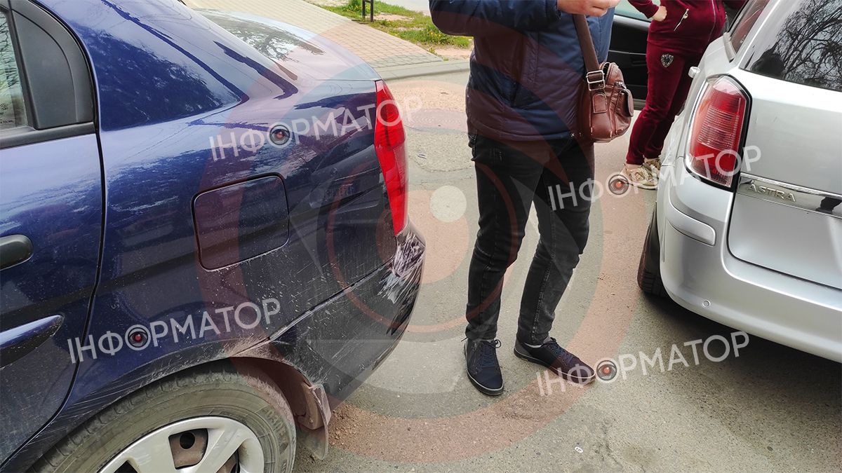 На парковці у Коломиї трапилась ДТП 4