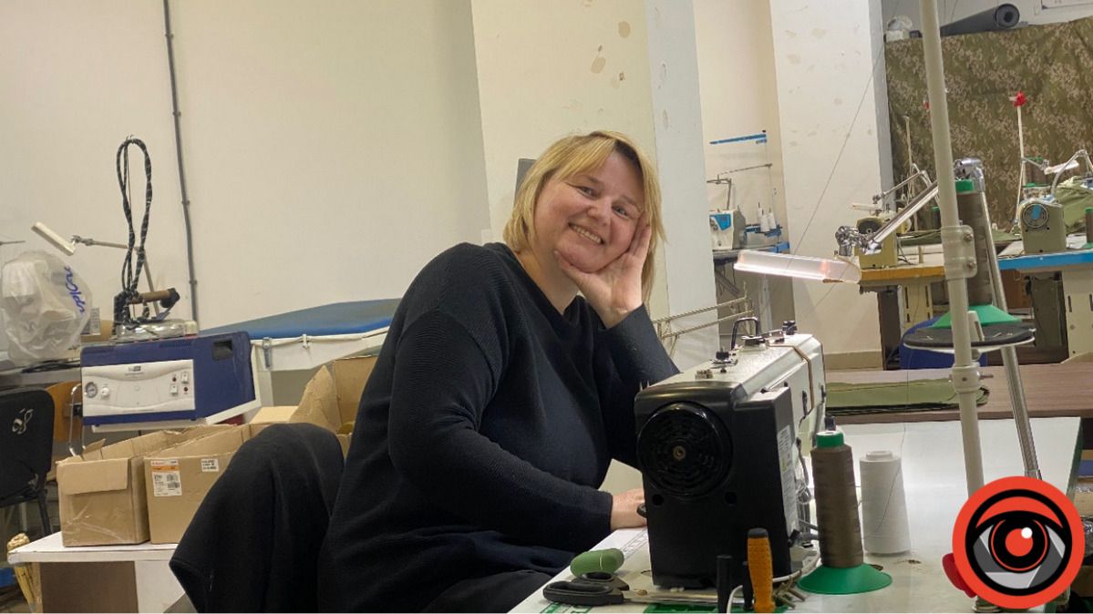 У Надвірній у швейному цеху "Джавеліна" виготовляють амуніцію для захисників 1