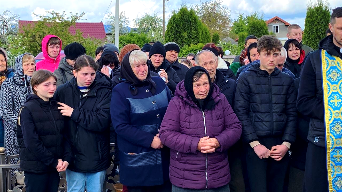 "На щиті" до Городенки повернувся захисник Петро Гулин 3