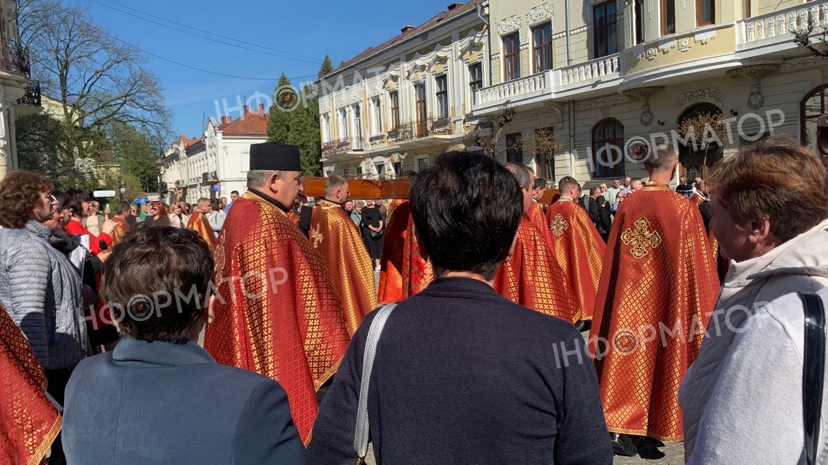 Кількатисячна Хресна дорога відбулась у Коломиї | ФОТО, ВІДЕО 2