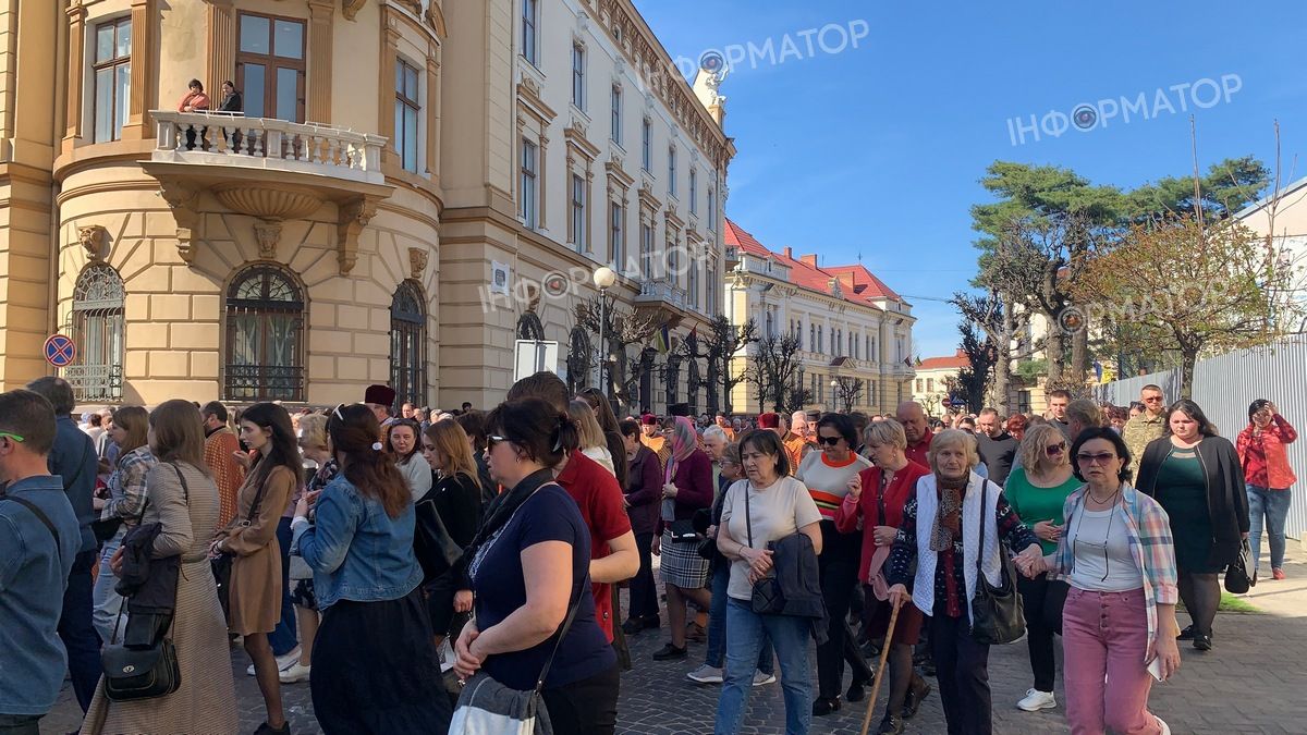 Кількатисячна Хресна дорога відбулась у Коломиї | ФОТО, ВІДЕО 8