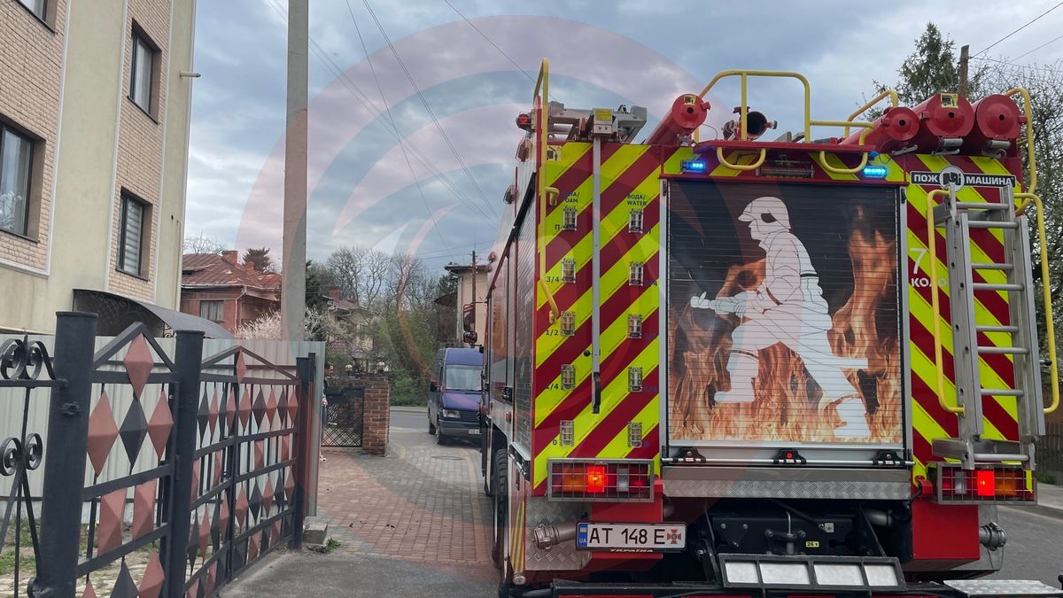 На бульварі Лесі Українки виникло задимлення в підвалі будинку