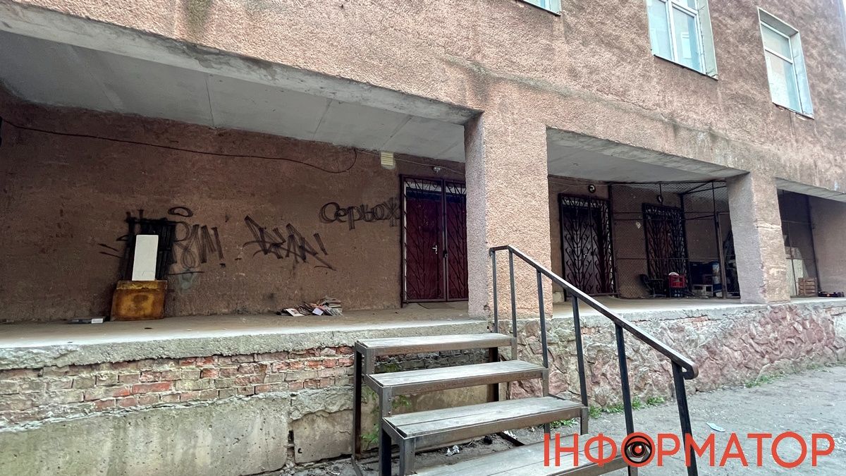 Коломия витратить з бюджету пів мільйона гривень на ескізи реконструкції комунальної будівлі на Гомоні 5