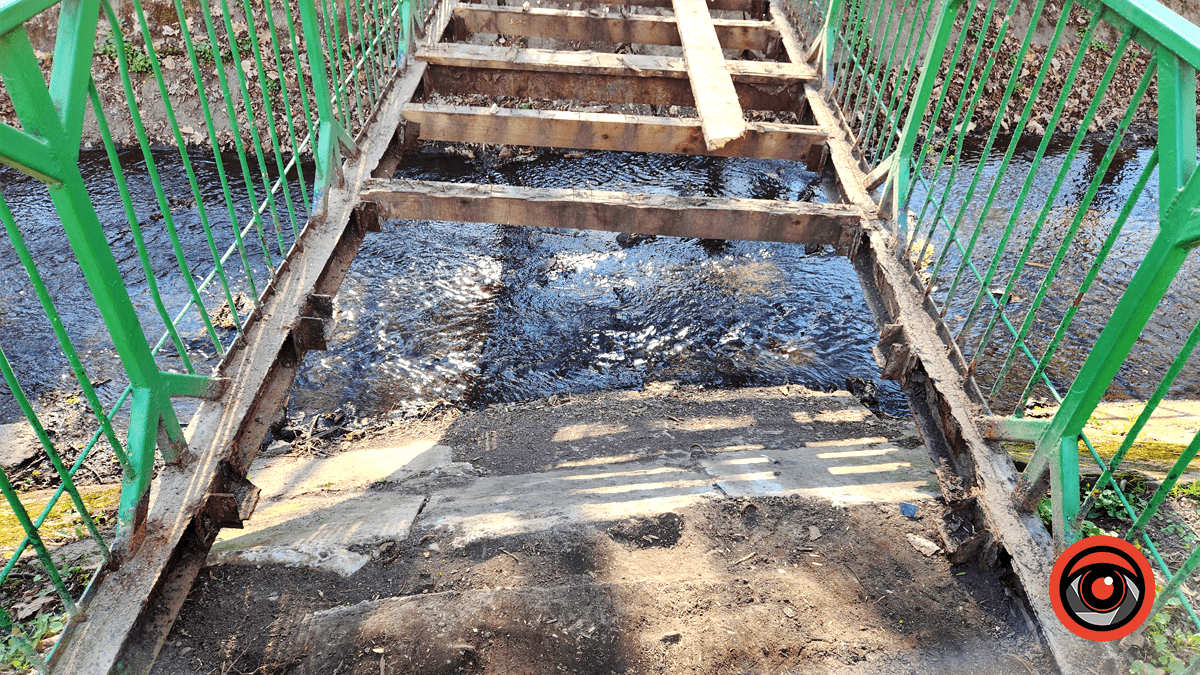 Дочекалися | У парку імені Трильовського розпочали ремонт мостика через Радилівку 5