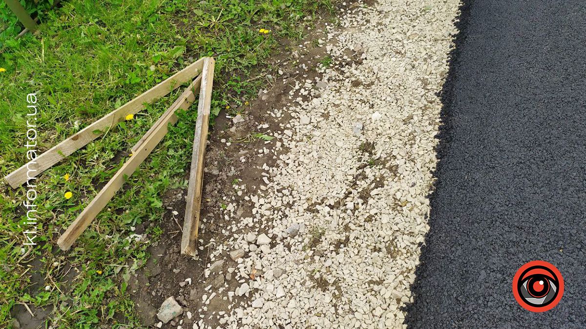 Свіженький асфальт постелили на вул. Войнаровського у Коломиї 6