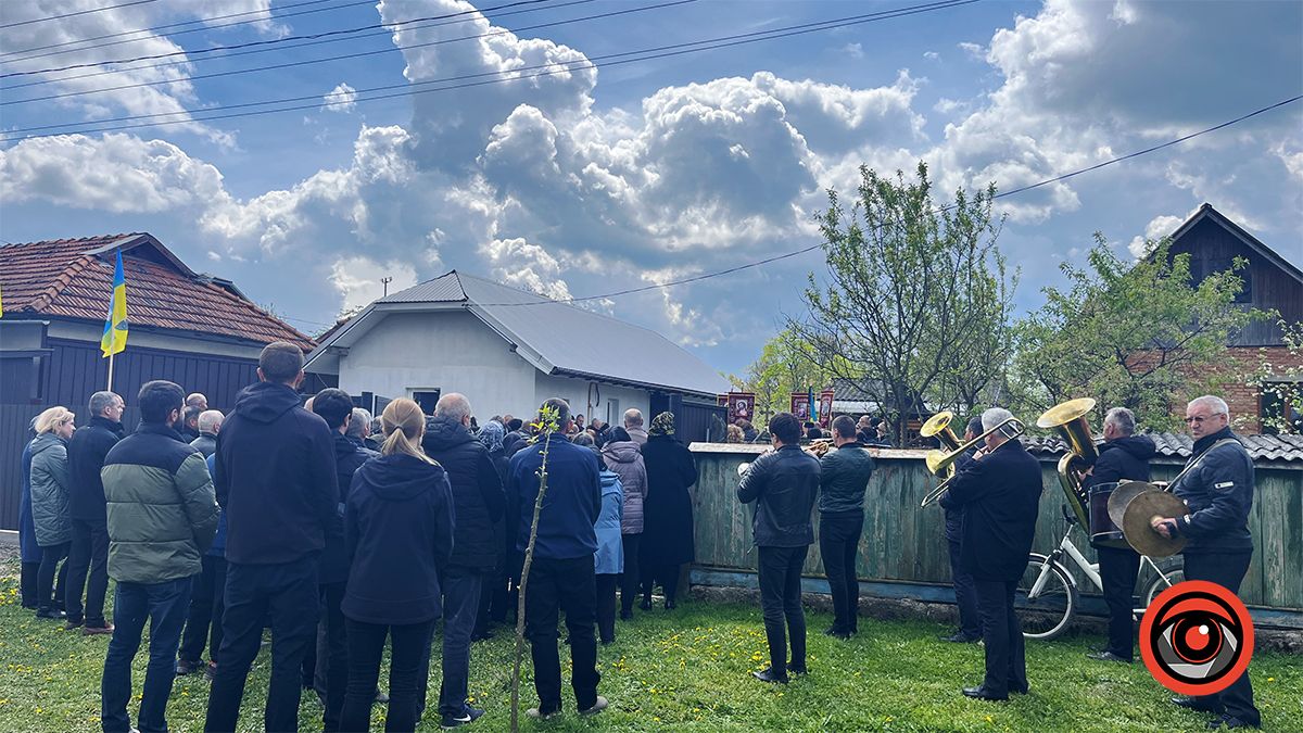 У Корничі назавжди попрощалися з воїном Миколою Настащуком 1