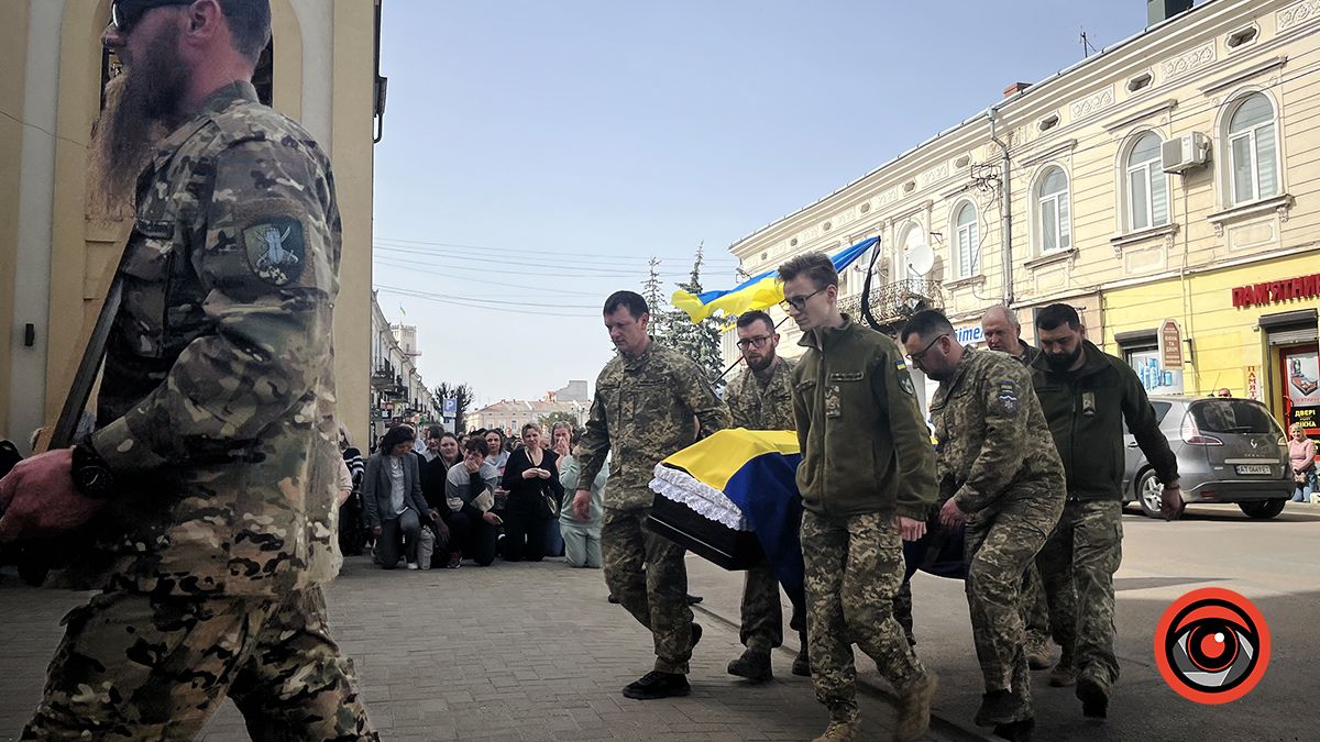 У Коломиї прощалися з захисником Дмитром Дзумедзеєм 5