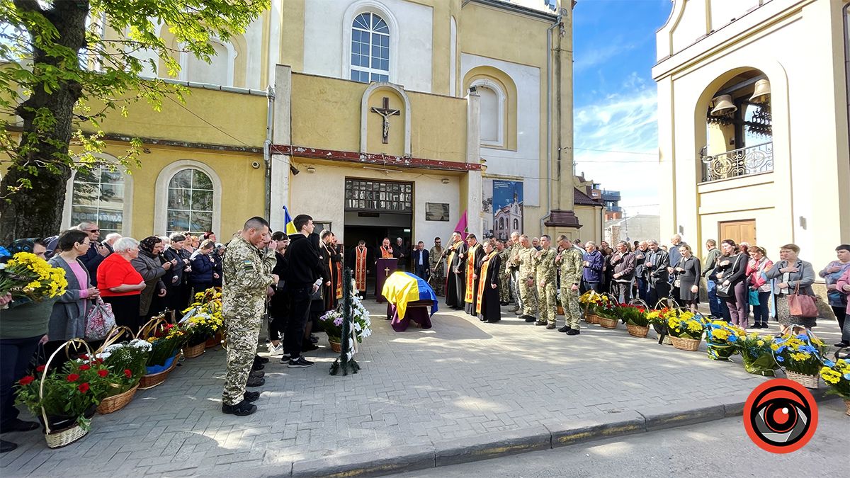 Коломия провела в останню путь захисника Івана Кучірку 1