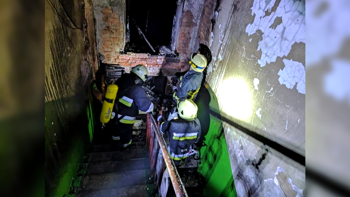 Вночі 15 квітня у Коломиї спалахнула пожежа у багатоповерхівці