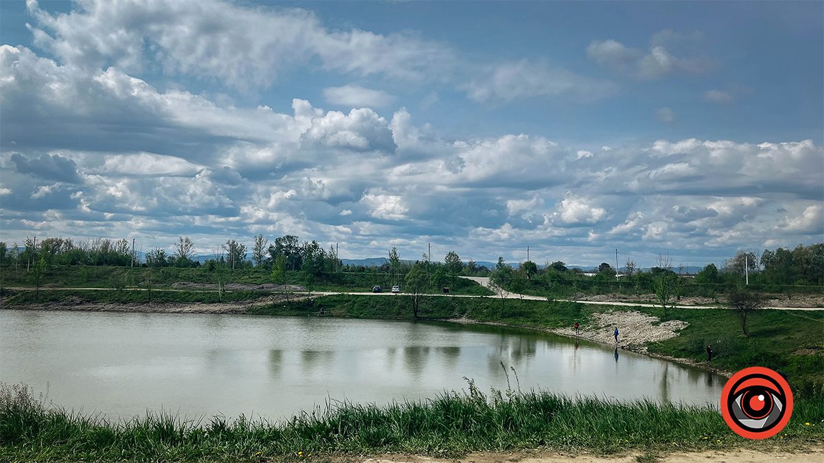 Прогулянка міським озером неподалік парку Шевченка | Фоторепортаж 4
