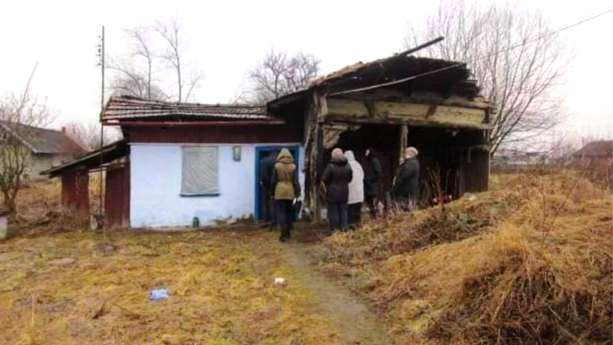 Подвійне вбивство: на Коломийщині чоловік переспав із співмешканкою свого друга, а потім зарізав їх 2