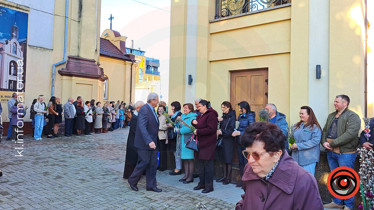 Як Коломия зустрічала Вербну неділю 30