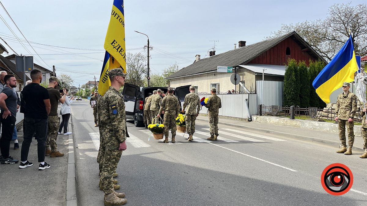 Коломияни віддали шану загиблому Едельвейсу Сергію Лазаруку 2