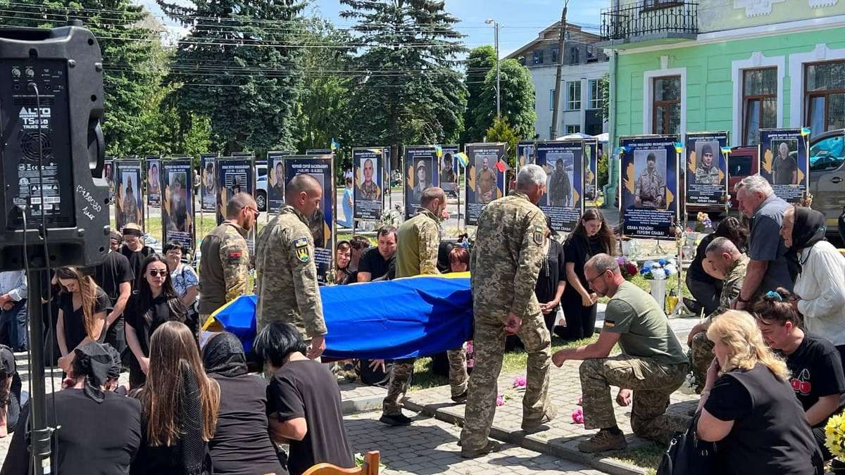 26 травня Отинійщина прощатиметься із захисником Тарасом Жибаком 2